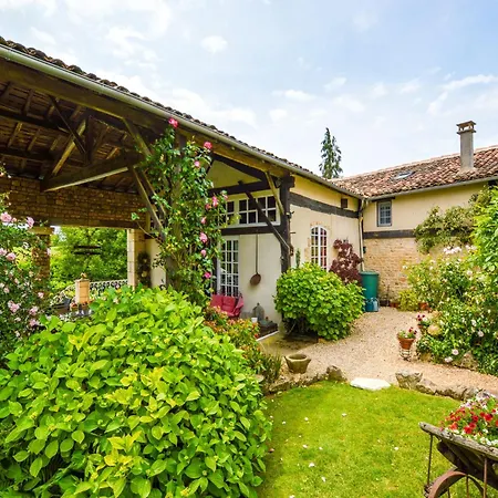 In Charente With Pool *