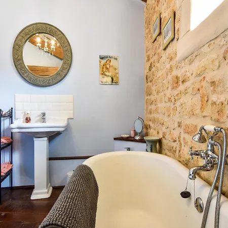 In Charente With Pool Casa vacanze