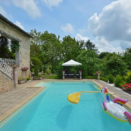 In Charente With Pool * La Foret-de-Tesse